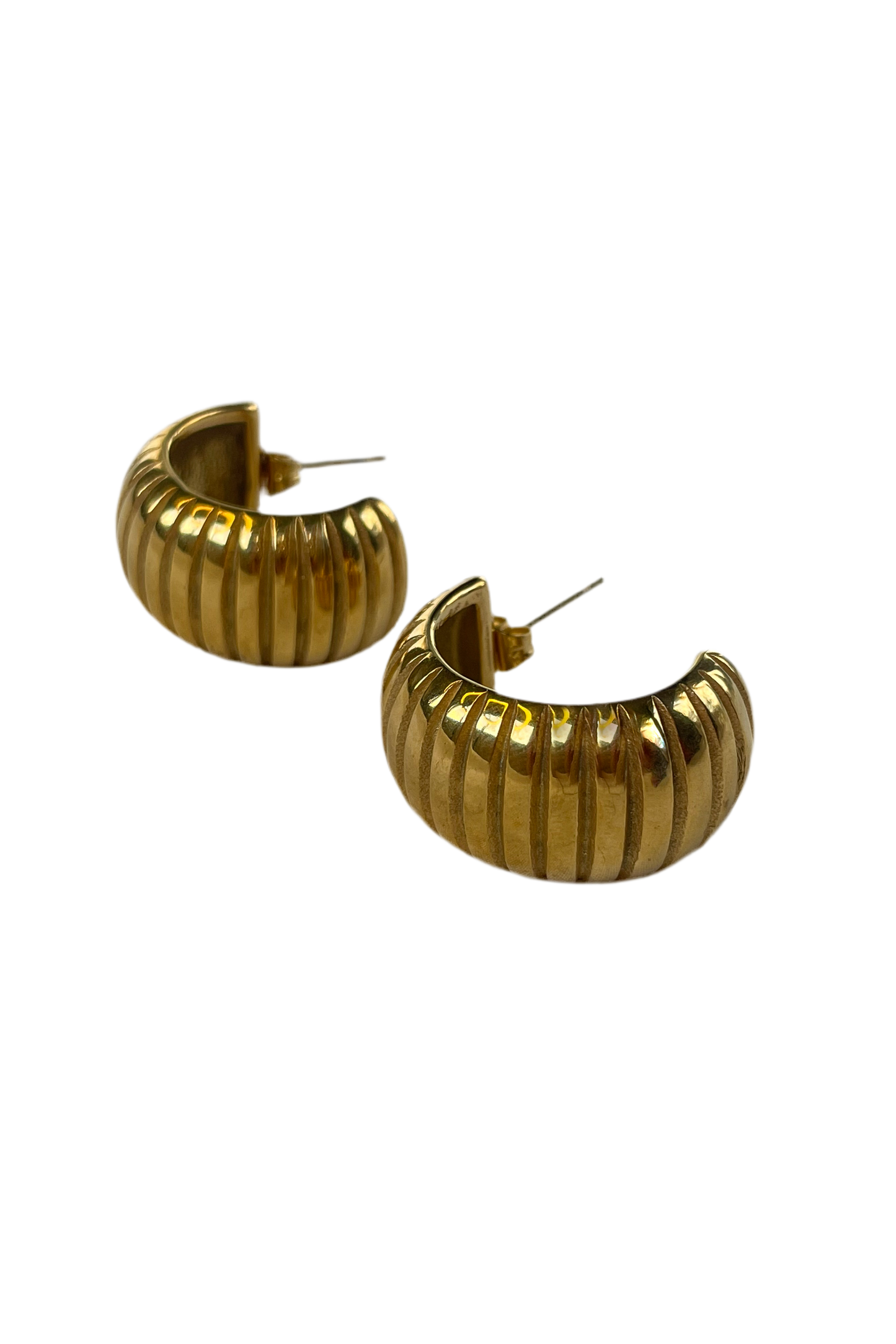 Ribbed hoops