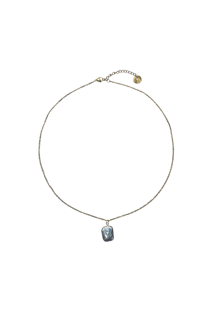 Caramel pearl necklace