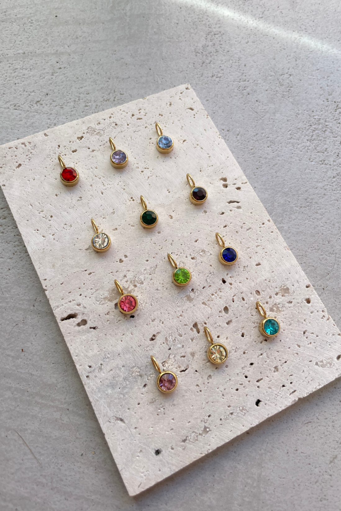 Gouden Birthstone hangers