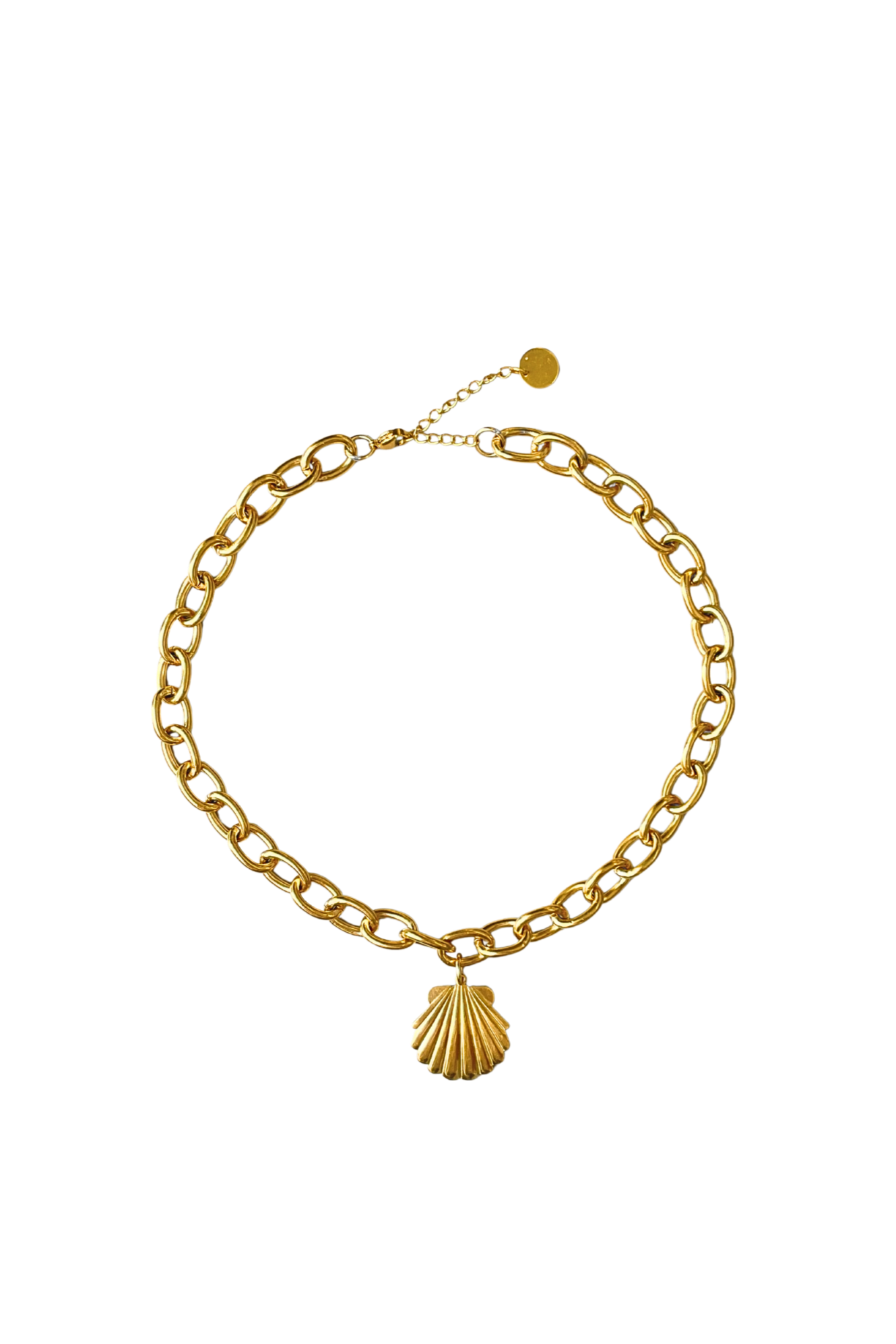 Statement shell necklace